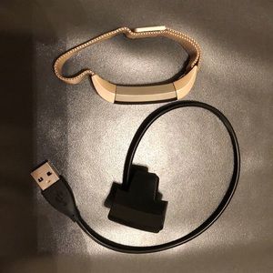 Fitbit Ulta with charger